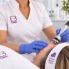 Escena ilustrativa: sesión de radiofrecuencia facial en Eternal Beauty Clinic